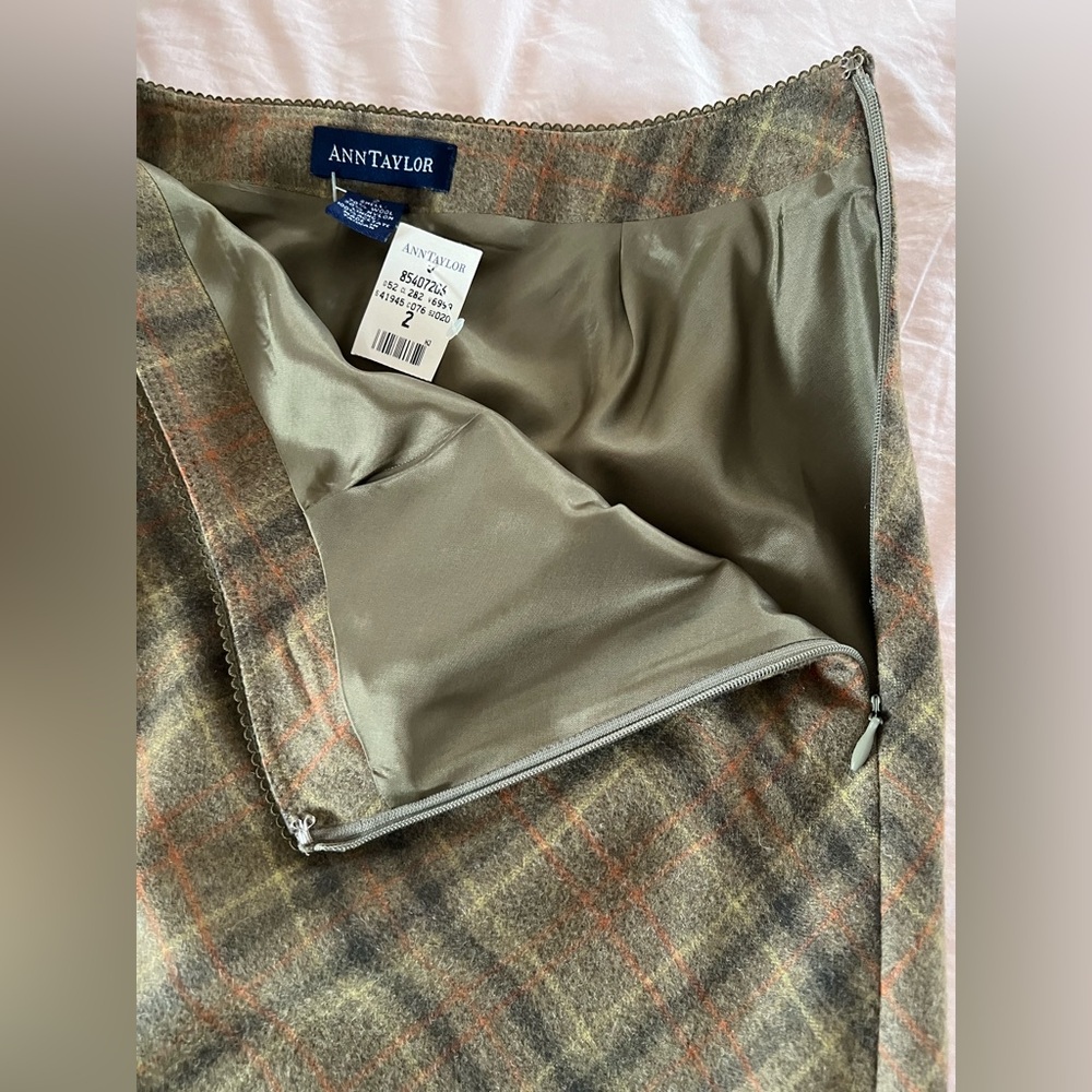 Ann Taylor Wool Blend Skirt in Tan